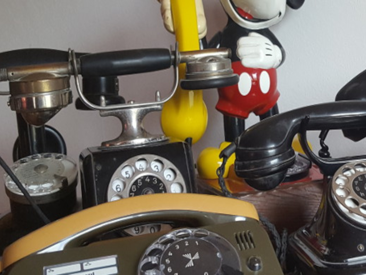 Stecker und Dosen